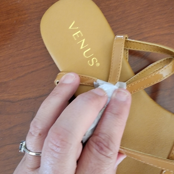 CC - Venus Tan Sandals 9 - Picture 2 of 9